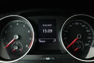 Volkswagen Golf Volkswagen Golf 1.0 TSI Comfortline | Trekhaak | Stoelverwarming |  Massage | Climate control | PDC | Cruise control - afbeelding nr 22