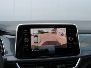 Volkswagen T-Roc Volkswagen T-Roc 1.5 TSI 150pk DSG Style | Acc | Lane | Camera - afbeelding nr 19