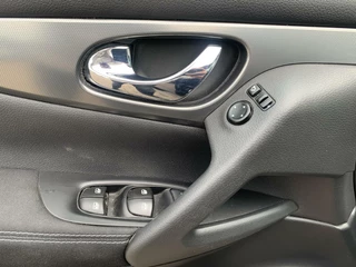 Nissan QASHQAI Nissan Qashqai 1.2 N-Connecta BJ`18 NAP NL Dealer ond. Pano Navi - afbeelding nr 27