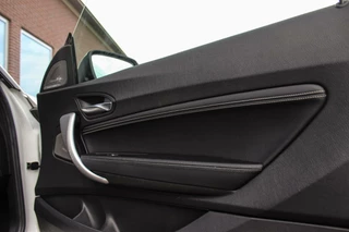 BMW 2 Serie ➡️ BMW 2-serie Cabrio 218i F23 Executive | 2e eigenaar | Origineel | Sportstoelen | Stoelverwarming | DAB | Harman-kardon | Stuurverwarming | PDC | Cruise control | Climate control | - afbeelding nr 32