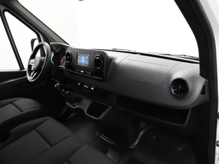 Mercedes-Benz Sprinter Mercedes-Benz Sprinter 315CDI L2H2 | Mbux Touchscreen | 360 Camera | 3-Persoons | Betimmering | Airco | Cruise - afbeelding nr 19