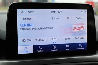 Ford Focus Ford Focus Wagon 1.0-125pk EcoBoost Mild-hybrid Titanium. Mooie, ruime, luxe en comfortabele Ford Focus wagon ! Volautm. airco dual, camera, stoel-, stuur- en voorraamverw., easy entry/easy go, cruise control, Isofix, side- en lane assist, parkeersensoren v+a, LM wielen etc. - afbeelding nr 12