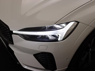 Volvo XC60 Volvo XC60 T8 PLUG-IN HYBRID ULTIMATE DARK 21INCH 360GR CAM FULL-LED SCHUIF - afbeelding nr 16