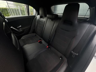 Mercedes-Benz A-Klasse Mercedes-Benz A-Klasse 200 163PK AMG Night Sfeer Apple-Carplay 19'' - afbeelding nr 14