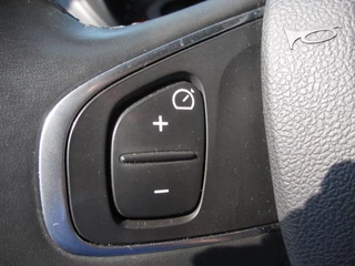 Renault Captur Renault Captur TCe 150PK EDC Intens / Navi / Camera - afbeelding nr 14
