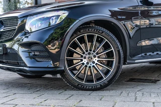 Mercedes-Benz GLC Mercedes GLC-klasse Coupé 300 4MATIC AMG Pano / 360 / Burmester - afbeelding nr 8