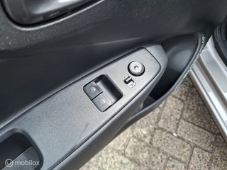 Hyundai i10 HYUNDAI i10 1.0 COMFORT / 1e Eigenaar / Carplay / - afbeelding nr 16