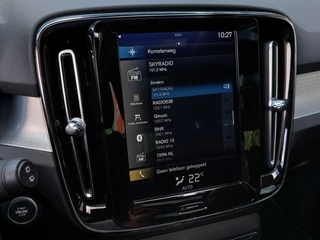 Volvo XC40 Volvo XC40 1.5 T3 157pk Momentum Business Pack Connect | Origineel NL | Navi | Clima | Adap. Cruise | Panorama Schuifdak | Led Koplampen | Pdc V+A+Camera | Rijstrook+Licht+Regensenor | 18''lm - afbeelding nr 13