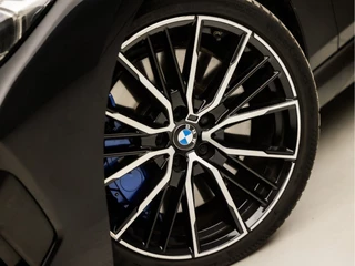 BMW 2 Serie Automaat (PANORAMADAK, M PAKKET, APPLE CARPLAY, HEAD-UP DISPLAY, MEMORY SEATS, STUUR/STOELVERWARMING, ADAPTIVE CRUISE, HARMAN/KARDON, CAMERA, 19'' VELGEN, NIEUWSTAAT) - afbeelding nr 15