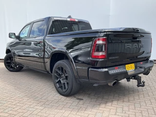 Dodge Ram 1500 Dodge Ram 1500 5.7 V8 4x4 Crew Cab Laramie Pano Full Navi SideSteps Trekhaak Luchtvering - afbeelding nr 2