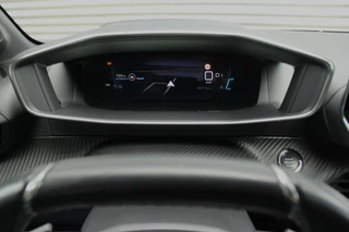 Peugeot 208 Peugeot 208 1.2 PureTech GT Automaat |PANORAMADAK, CARPLAY, ACC, VIRTUAL 3D, 360 CAMERA, STOELVERWARMING, KEYLESS, LED, PDC| - afbeelding nr 8