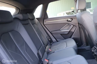 Audi Q3 Audi Q3 35 TFSI S-Line / Pano / Navi / Carplay / Leder / 20