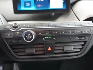 BMW i3 BMW i3 Executive Edition 120Ah 42 kWh UNIEKE KM STAND |  NAVI | RIJKLAARPRIJS INCL. 12 MND. BOVAGGARANTIE - afbeelding nr 20