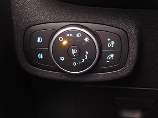 Ford Fiesta NAVI / AIRCO / CARPLAY / BLUETOOTH / CRUISE / PDC / NL-AUTO - afbeelding nr 26