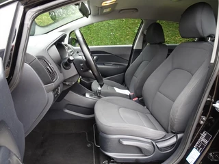 Kia Rio Kia Rio 1.2 CVVT BusinessLine met Radio en Airco - afbeelding nr 6