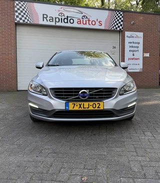 Volvo V60 Volvo V60 2.0 D4 MOMENTUM EURO 6 Dealer onderhouden 181PK - afbeelding nr 8