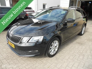 Škoda Octavia Combi 1.0 TSI Greentech Ambition Business Trekhaak Apple Car play
