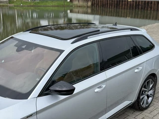 Škoda Superb Skoda Superb Combi 1.4 TSI iV Sportline Business - afbeelding nr 36