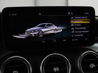 Mercedes-Benz C-Klasse Mercedes-Benz C-klasse 180 Business Solution AMG | Panoramadak | Leder | Stoelverwarming | Cruise control | 360 Camera | Elektrische achterklep | Carplay | Burmester - afbeelding nr 23