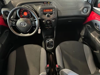 Toyota Aygo Toyota Aygo 1.0 VVT-I X-FUN NAP l 5DRS l CRUISE l BLUETOOTH l - afbeelding nr 14