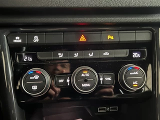 Volkswagen T-Roc Volkswagen T-Roc 1.0 TSI Sport VIRTUAL NL AUTO - afbeelding nr 13
