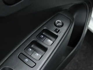 Hyundai i10 Hyundai i10 1.0 Comfort Automaat | Carplay | 14