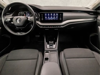 Škoda Octavia Škoda Octavia 1.0 e-TSI Sport Automaat (APPLE CARPLAY, GROOT NAVI, CAMERA, GETINT GLAS, SPORTSTOELEN, STOELVERWARMING, KEYLESS, CRUISE, NIEUWE APK, NIEUWSTAAT) - afbeelding nr 6