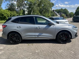 Ford Kuga Ford Kuga 2.5 PHEV ST-Line X 225pk | Black Pack | Elektrische Achterklep | Rode Remklauwen | Achteruitrijcamera | 20 inch velgen - afbeelding nr 7