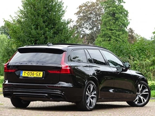 Volvo V60 Volvo V60 2.0 B4 179PK R-Design / 2021 / LED - afbeelding nr 7