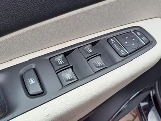 Renault Captur Renault Captur 1.2 TCe Initiale Paris | Automaat | Trekhaak | Stoelverwarming | Twotone | Leder | - afbeelding nr 26