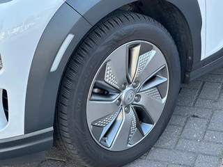 Hyundai Kona Hyundai Kona EV Fashion 64 kWh Camera HEAD-UP FASE 3 1 EIGENAAR - afbeelding nr 5