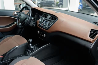 Hyundai i20 Hyundai i20 1.2 HP i-Motion | Airco | Cruise control | Parkeersensoren | - afbeelding nr 9