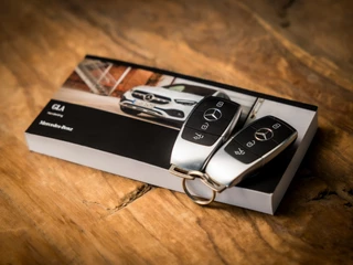Mercedes-Benz B-Klasse 218Pk Automaat (APPLE CARPLAY, SFEERVERLICHTING, GROOT NAVI, WIDE SCREEN, CAMERA, LEDER, STOELVERWARMING, SPORTSTOELEN, KEYLESS, DAB+, ZWART HEMEL, NIEUWSTAAT) - afbeelding nr 17