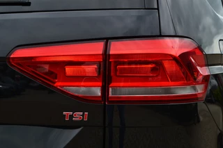 Volkswagen Touran Volkswagen Touran 1.8 TSI DSG 180PK R-line Camera/Navi/LED - afbeelding nr 22