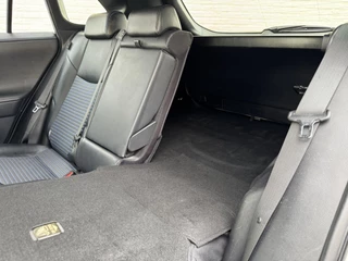 Toyota RAV4 Toyota RAV4 2.5 Hybrid AWD Dynamic Adaptieve cruise control Climate control Stoelverwarming Dodehoekdetectie Keyless Full LED - afbeelding nr 33