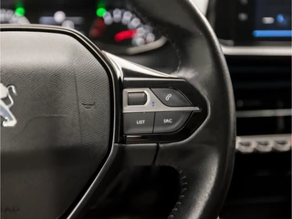 Peugeot 208 Peugeot 208 1.2 PureTech Sport (APPLE CARPLAY, GROOT NAVI, PARKEERSENSOREN, SPORTSTOELEN, LANE ASSIST, CRUISE, NIEUWE APK, NIEUWSTAAT) - afbeelding nr 19