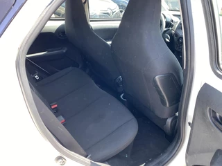 Toyota Aygo Toyota Aygo 1.0 VVT-i x-fun - afbeelding nr 10