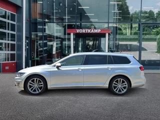 Volkswagen Passat Volkswagen Passat Variant 1.4 TSI DSG GTE PANO-DAK/LEDER/TREKHAAK/360CAMERA/AMBIENTE+ - afbeelding nr 8