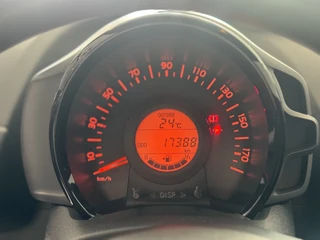 Toyota Aygo Toyota Aygo 1.0 VVT-i x-fun Airco, LED, Dealer onderhouden , All-in Rijklaarprijs - afbeelding nr 20