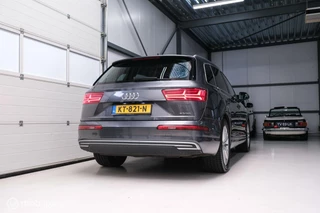 Audi Q7 Audi Q7 3.0 TDI e-tron quattro S-Line 373 pk | Luchtvering | Rijklaarprijs | Daytona Grijs | Plug in hybrid | NL auto NAP | - afbeelding nr 3