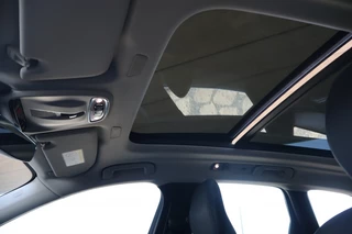 Volvo XC60 Volvo XC60 2.0 B4 Inscript. | Geen import | Schuifdak | Leer | Camera - afbeelding nr 5