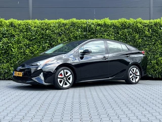 Toyota Prius 1.8 Dynamic, JBL-SOUND, LEDER, CRUISE CONTROL, CLIMATE CONTROL, STOELVERWARMING, CAMERA, DODEHOEK, LICHTMETAAL 17"