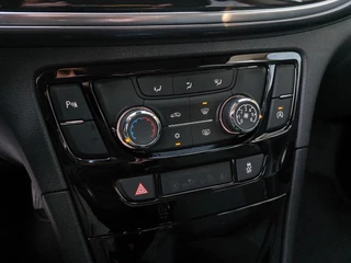 Opel Mokka X 1.4 Turbo 140pk Edition+ | Navi + Apple Carplay + Android Auto | Airco | Cruise | Pdc V+A+Camera | Licht+Regensensor | Mistlampen | Privacy Glass | 17''lm | Trekhaak - afbeelding nr 16