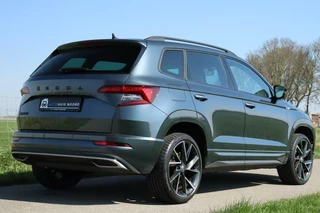 Škoda Karoq Skoda Karoq 1.5 TSI / 150 PK / DSG / Sportline / Black Edition / Virtual Cockpit / Camera / Cruise Control / Trekhaak / 19