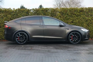 Tesla Model X Tesla Model X P100D Performance + 6p. 613+ PK Autopiloot|Alcantara hemelb.|A cruise|Carbon|Elektrisch sluitende deuren|22Inch|Panodaken|Trhk|Luchtvering|Sfeer verlichting|Cameras|stuur, Stoelverwarming, koeling|Trekgewicht 2250 kg - afbeelding nr 6