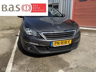 Peugeot 308 SW 1.2 PureTech Blue Lease Executive