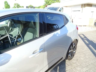 Renault Clio Renault Clio 1.6 E-Tech Hybrid 140 Luticia Intens Serie Limitee complete-auto - afbeelding nr 10