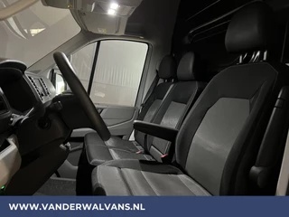 Volkswagen Crafter Volkswagen Crafter 2.0 TDI 140 pk L3H3 L2H2 Euro6 Airco | Camera | Apple Carplay | Cruisecontrol Parkeersensoren, Android Auto, Chauffeursstoel, Bijrijdersbank, 3000kg trekvermogen, zilver - afbeelding nr 17