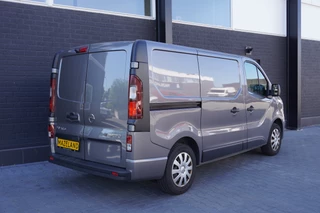 Opel Vivaro Opel Vivaro 1.6 CDTI 126PK EURO 6 - Airco - Navi - Cruise - Stoelverwarming - €10.900,- Excl. - afbeelding nr 2