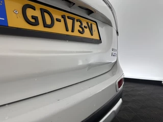 Mitsubishi Outlander Aut. *NAVI-FULLMAP | LEATHER-FABRIC | COMFORT-SEATS | CAMERA | ECC | KEYLESS | SHIFT-PADDLES | TOWBAR | 16